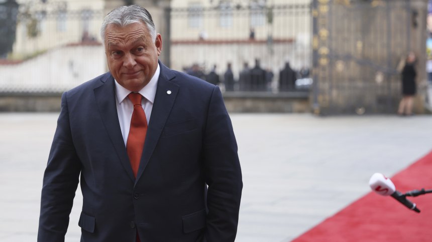 Орбан: Меркел можеше да предотврати войната в Украйна, надеждата за мир е Тръмп