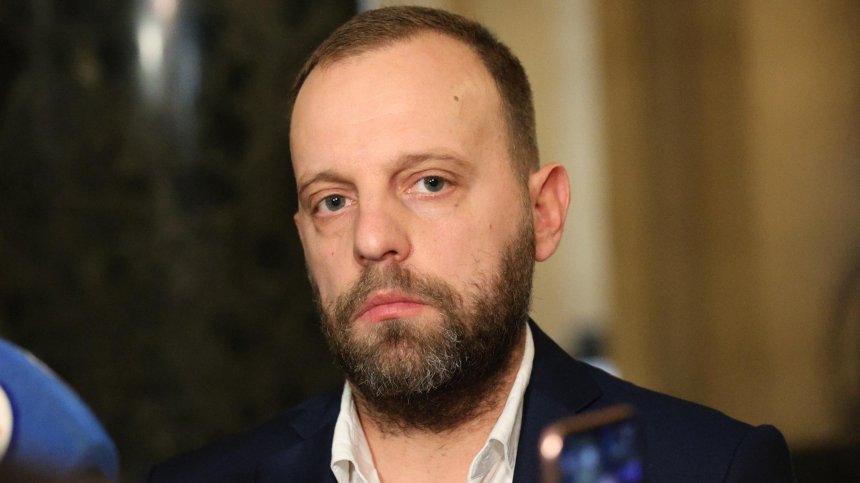 Прокурор Иво Илиев се възстановява от побоя под грижите на охрана