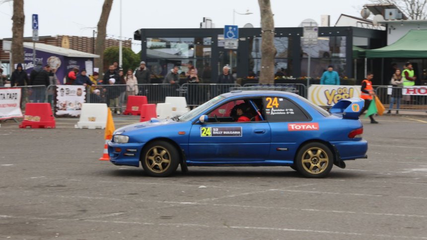 27-ото автомобилно рали за "Елена Апостолова" - 25 дами спряха дъха на зрителите