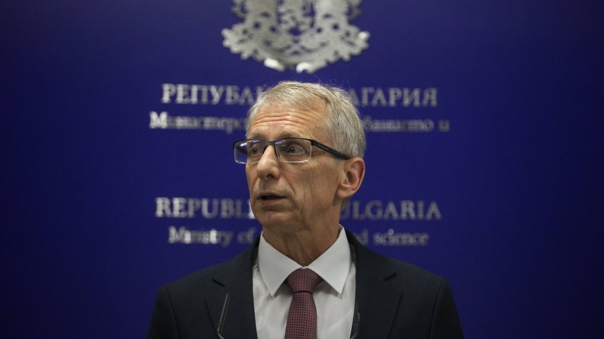 МС решава дали да отпусне допълнителни пари на МОН