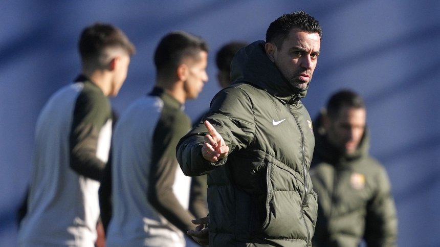 "Барса" затваря вратите за нови играчи, не може да си позволи Холанд и Мбапе