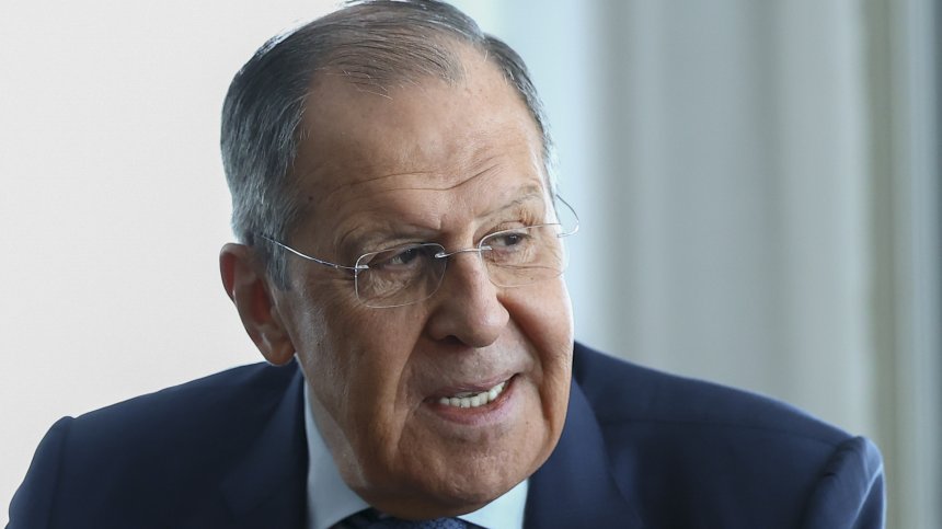 Лавров: Доставката на снаряди с обеднен уран ескалира конфликта, ще отвърнем
