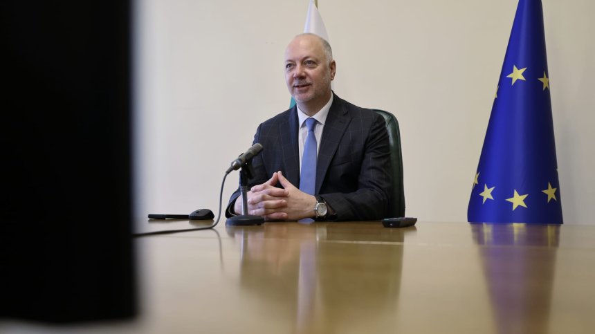 "Коалицията на желаещите" остава единна - трябват гаранции за сигурността за Украйна