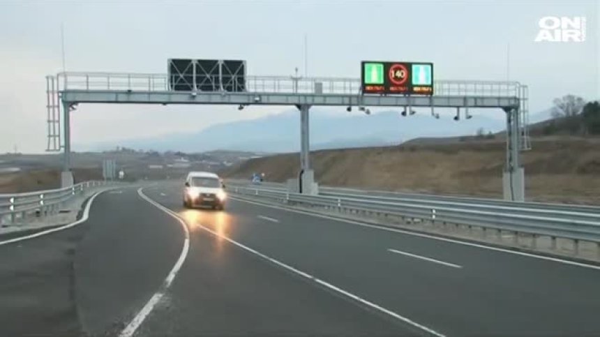Въвеждат осем нови пътни знака за улеснение на шофьорите 