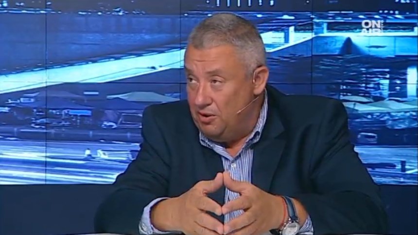 Илия Лазаров: По-силни сме от БСП в много отношения