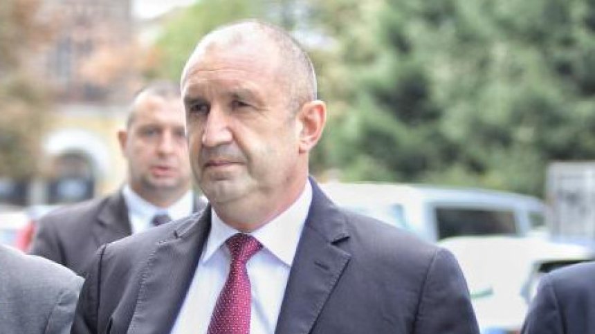 Радев: Ще сезирам КС за бруталното посегателство върху българската Конституция