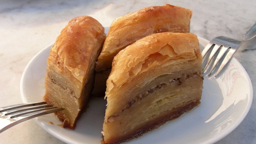 14 дни до Коледа: Рецепта за вкусна баклава с нарязани кори