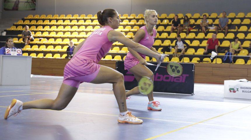 Сестри Стоеви грабнаха европейската титла по бадминтон за трети път