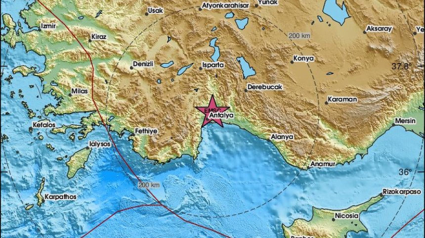 Земетресение от 5,1 по Рихтер удари Анталия