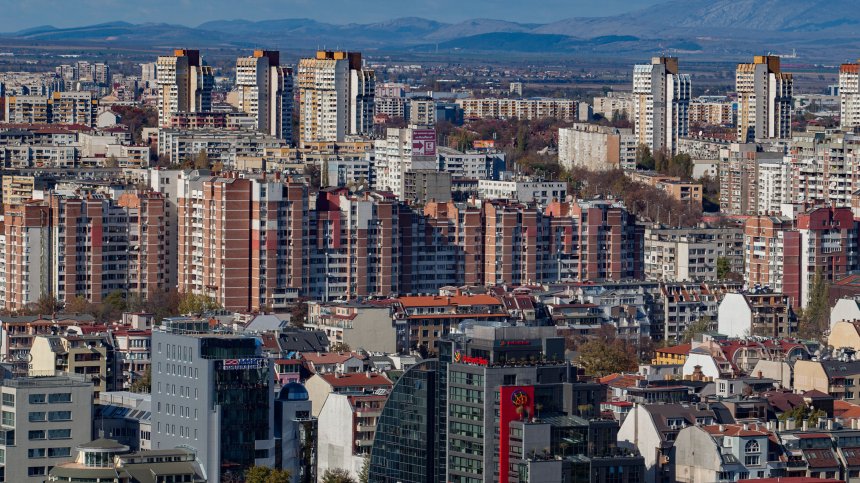 Множество рискове: Теглим големи кредити за все по-скъпите жилища