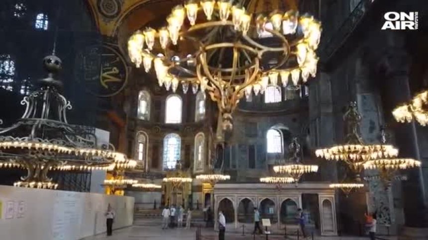 Турция се произнася за превръщането на "Св. София" в джамия