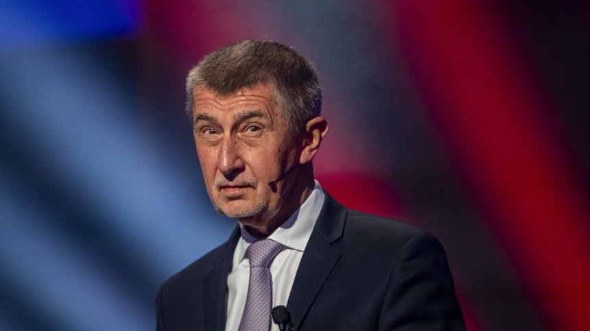 Чехия избира нов парламент под сянката на Pandora Papers