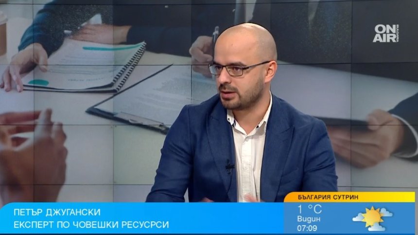 Всеки втори учи едно, но работи друго - роднините ни дават грешни съвети за университета