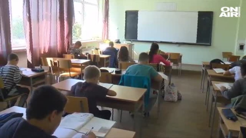 Реформа в образованието: По-малко теория, повече практика