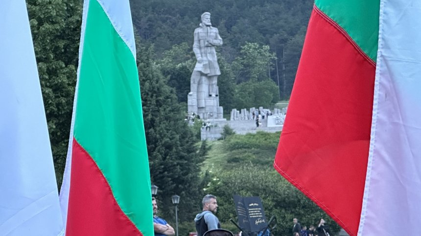 Тържествена заря във Враца за 147-годишнината от подвига на Ботев и неговата чета