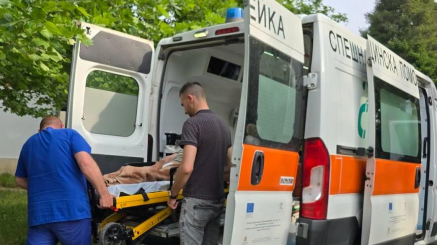 Адът зад стените на дома за възрастни в Ягода: Упоявани и държани като затворници