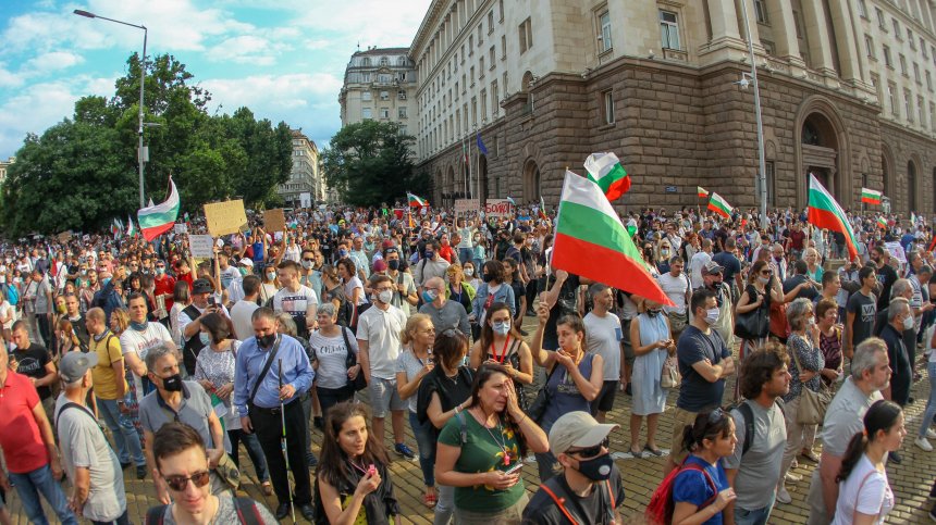 От любов към България - Ваня Джаферович на протест: Боли от това, което се случва