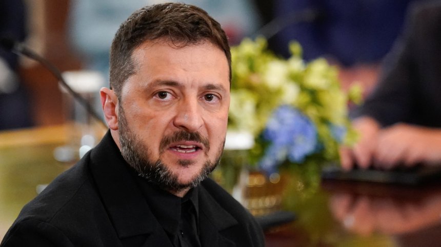 Зеленски призова ВСУ да преминат в настъпление: "Путин разбира само от натиск"