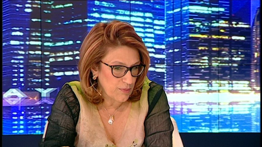 Буруджиева: Депутатите сме длъжни да спазваме законите