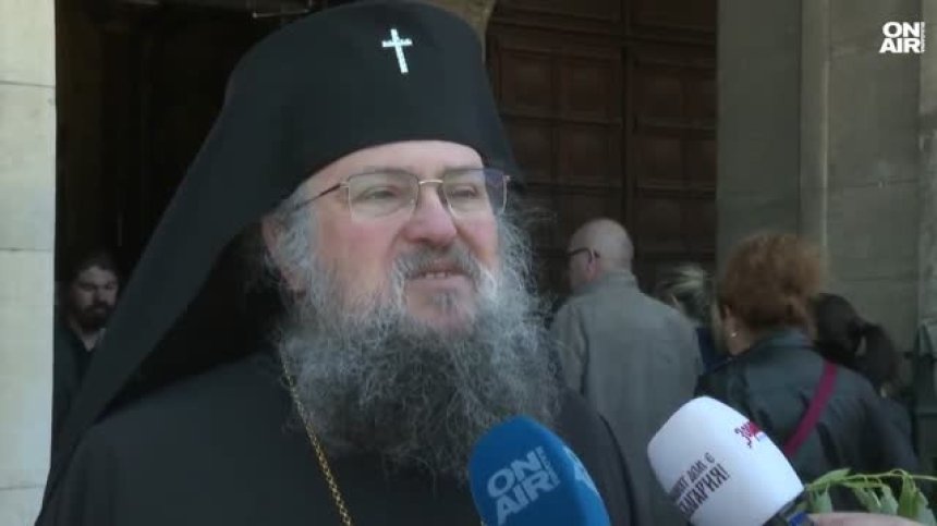 Врачанският митрополит Григорий: Празнуваме тържественото влизане на Христос в града