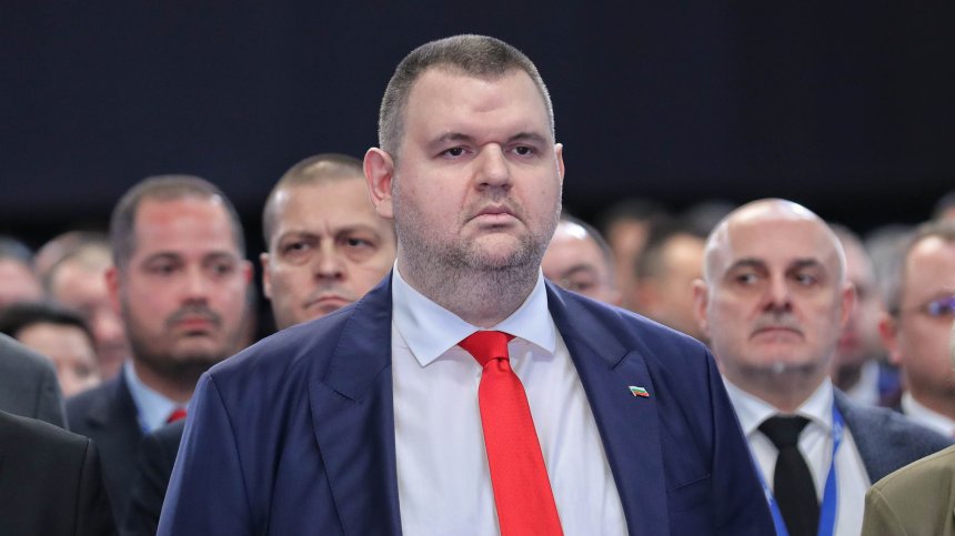 Пеевски: Правителството да подкрепи производствата, пострадали от високите цени на тока