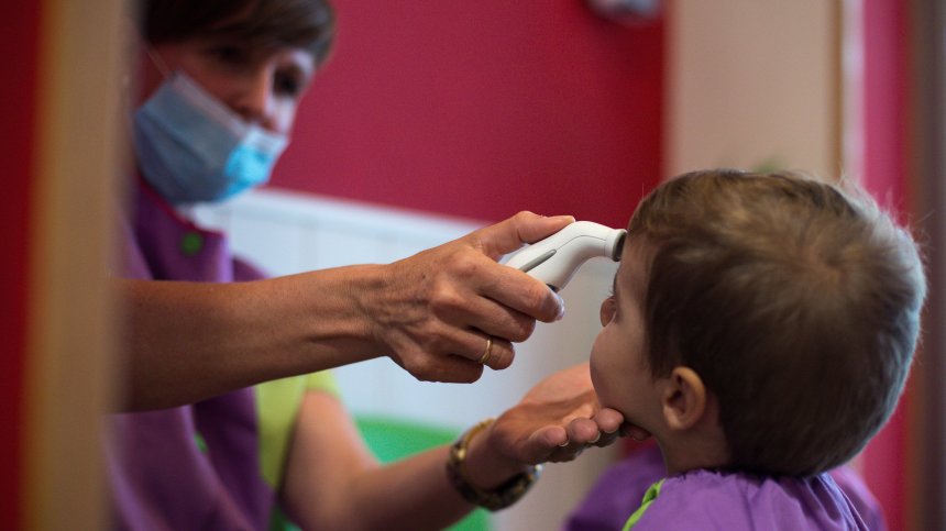 Децата, заразени с коронавирус, имат възпаление на очите