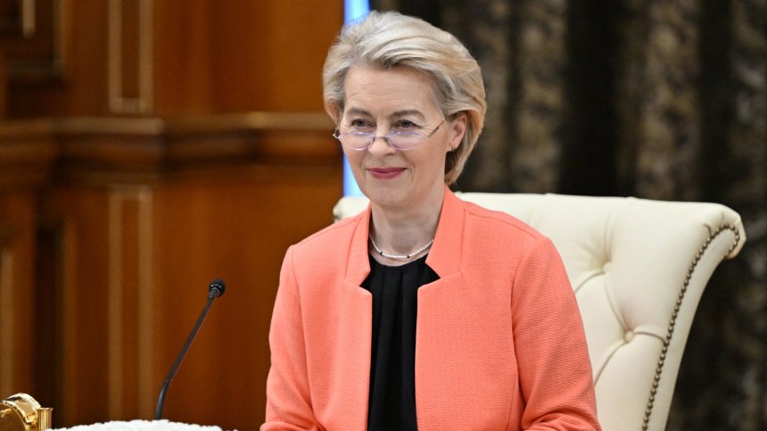 Урсула фон дер Лайен обсъжда с бизнеса отговор срещу митата на Доналд Тръмп