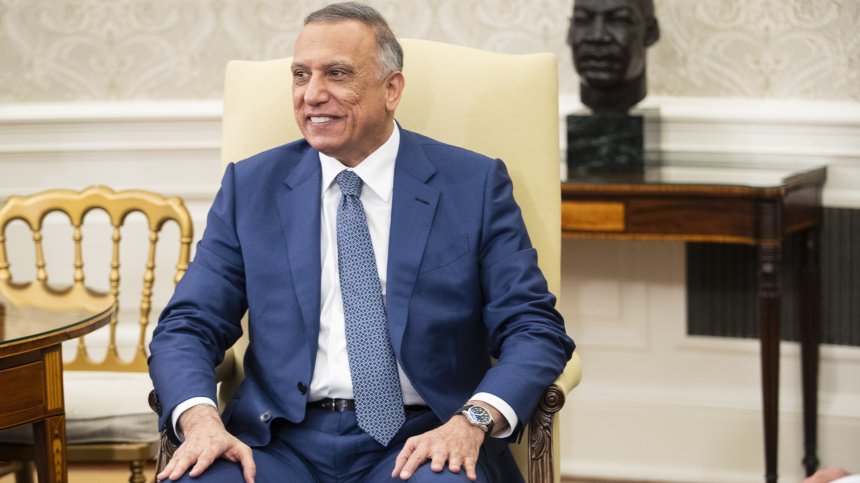 Иракският премиер оцеля след атака с дрон над резиденцията в Багдад