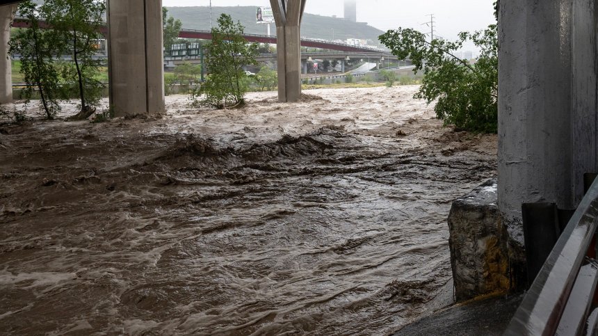 Чудовищен ураган унищожава островни държави в Карибския басейн