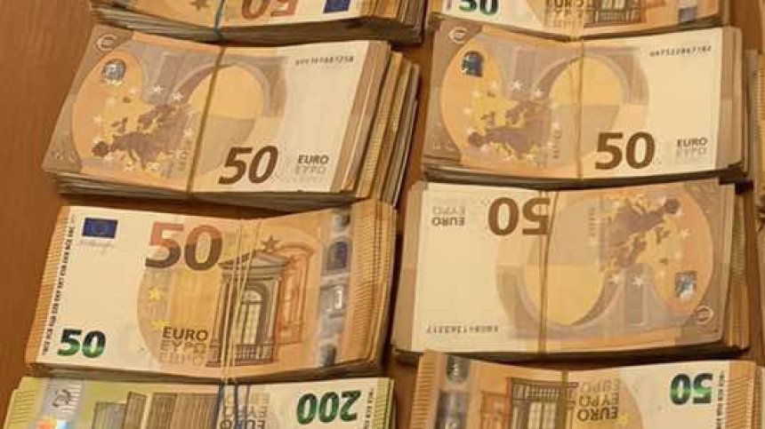 Арестуваха общинар от Несебър с близо 200 000 евро - пари за купуване на гласове