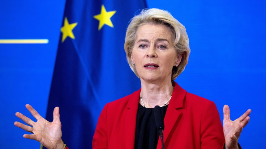 Фон дер Лайен към РСМ: Приключете сега с промените в Конституцията