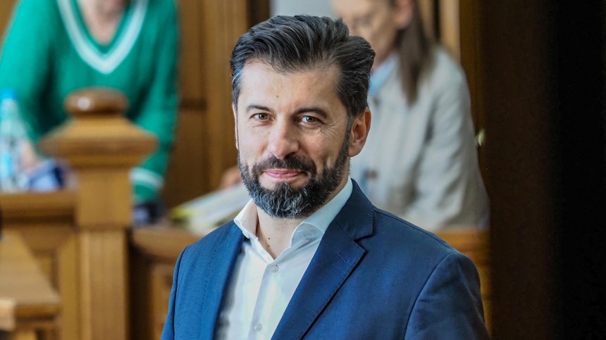 Кирил Петков: Престъпната група зад ДПС, ГЕРБ и ИТН донякъде кадрува и днес
