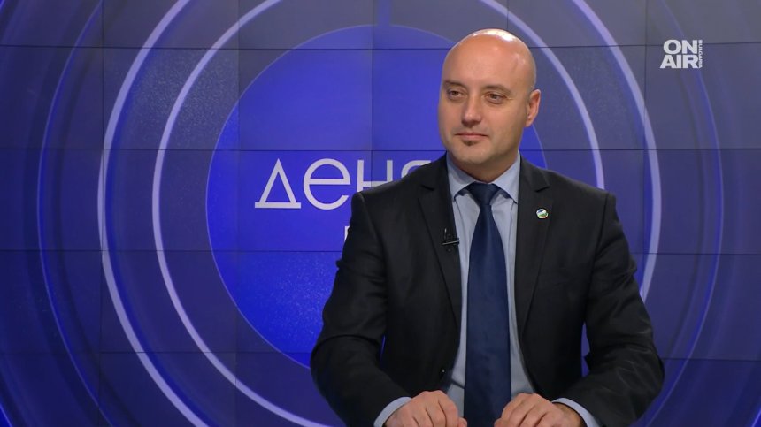 Славов, ДБ: Колкото по-рано дадем оръжие, толкова се увеличава шансът да получим по-модерно