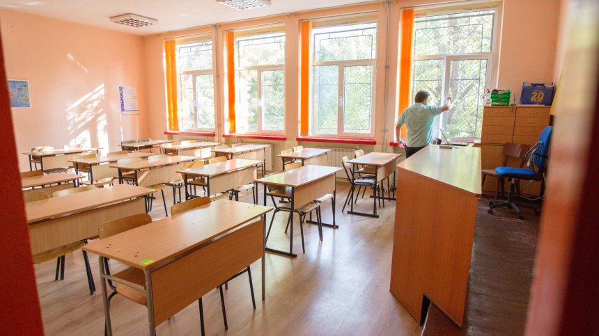 Учениците от Ямболско ще учат онлайн още няколко дни