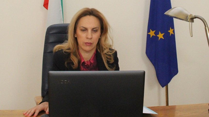 Марияна Николова: Взимаме мерки за демографските предизвикателства