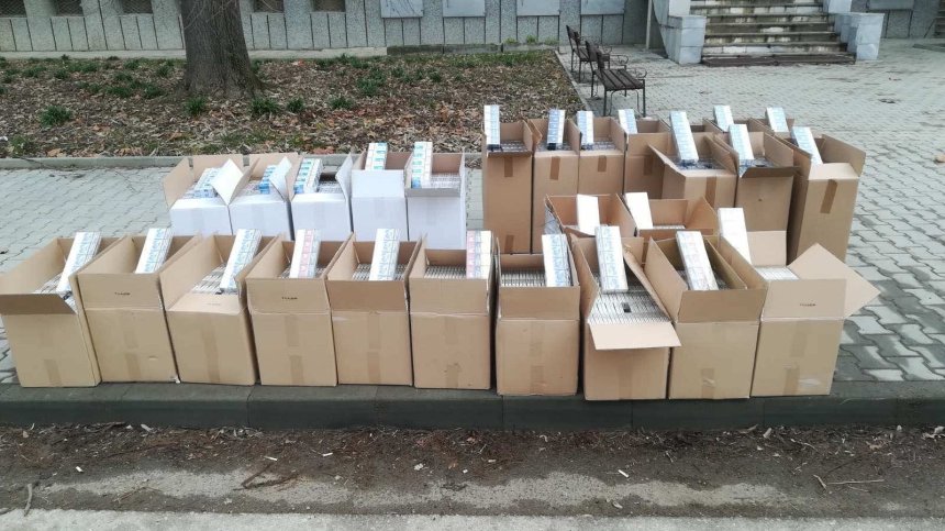 Задържаха 270 000 къса цигари на главен път Варна - София при проверка
