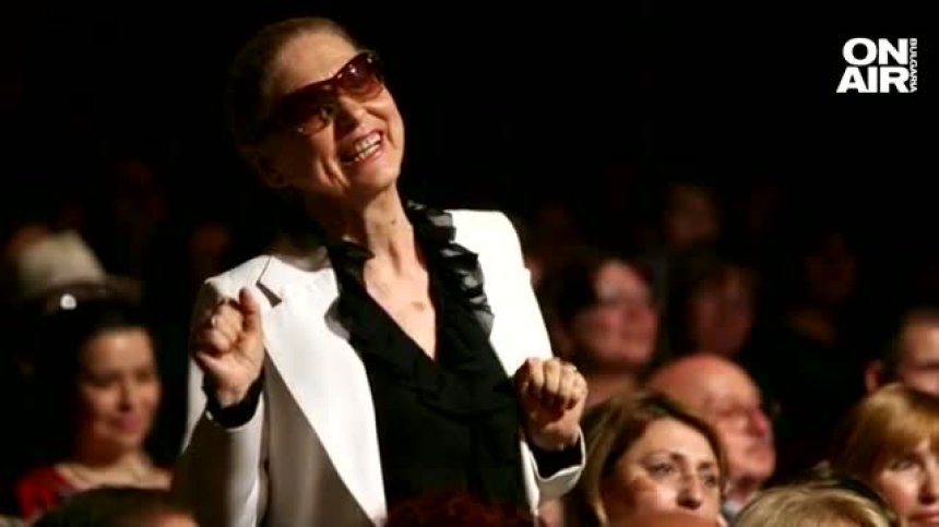 "В театъра е хвърлен животът ми": Да си спомним за голямата актриса Емилия Радева