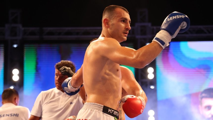 Драгомир Петров с категорична победа SENSHI 22 над Бартош Ботвина