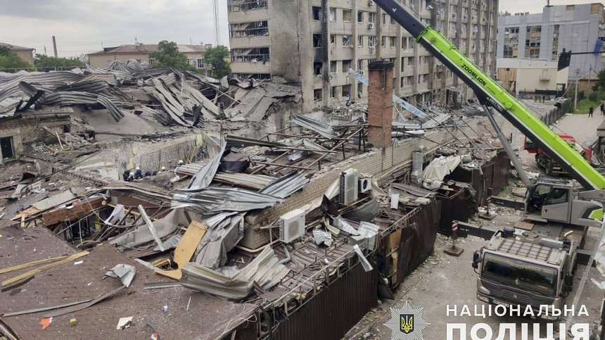 Дни след взрива в ресторанта в Крематорск: Почина писателка - млада надежда на Украйна