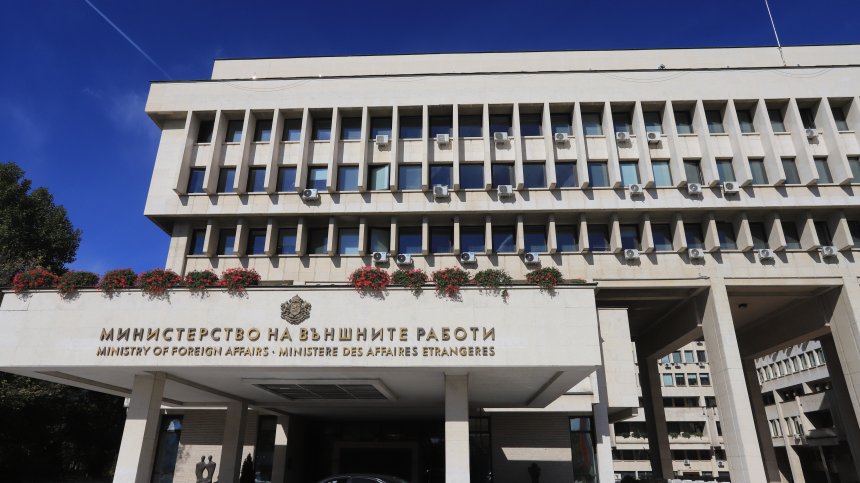 МВнР учудено от личната позиция на двамата сенатори от САЩ