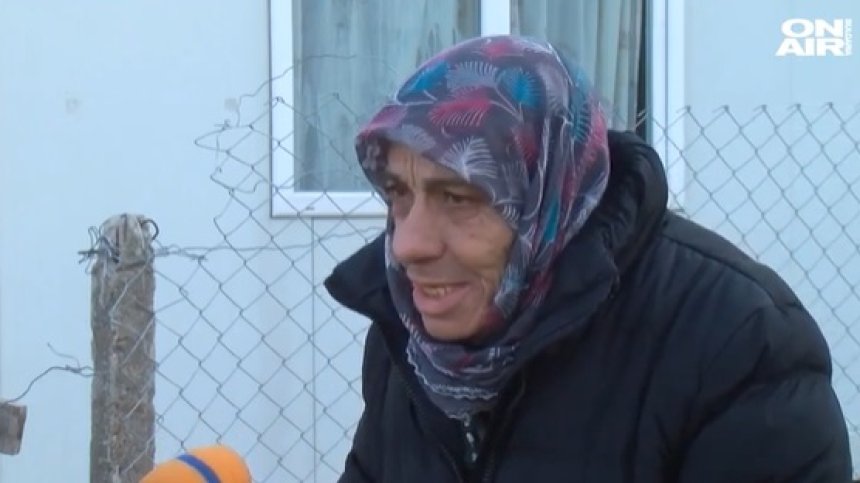 Онкоболна жена от Русе се оплака от мизерни условия в общинско жилище