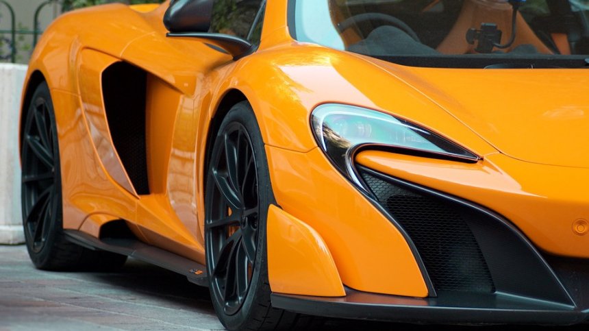 Продадоха McLaren F1 за близо 20 млн. долара