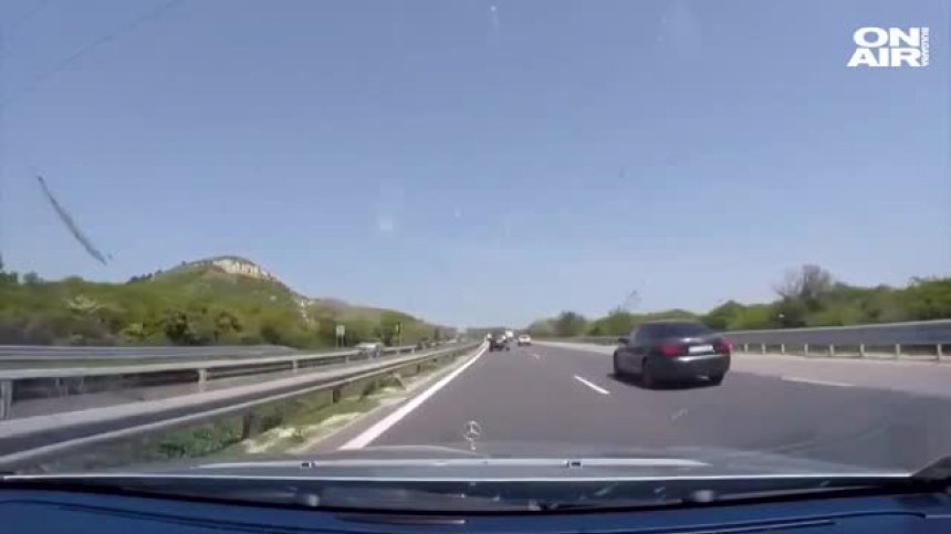 Kон препускаше в насрещното на АМ "Хемус"