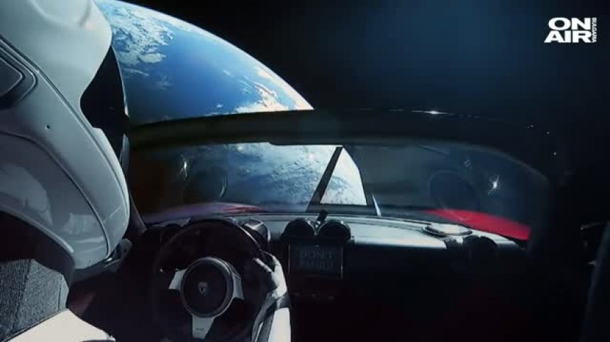 Гледахте ли как средната част от ракетата "Falcon" се разбива?