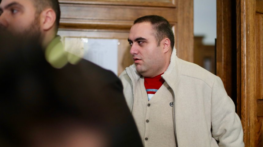 Удвоиха гаранцията на бившия директор на 138-о училище Александър Евтимов (СНИМКИ)