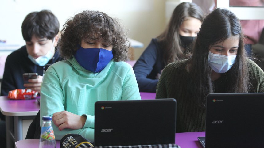 Училищен директор: Присъственото обучение няма алтернатива