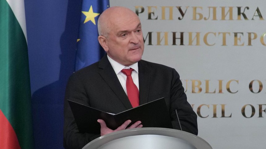 Главчев: Дадох своите предложения, Радев да спази Конституцията