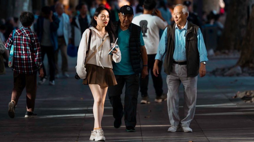 Населението на Китай намаля с над 2 млн. души за година