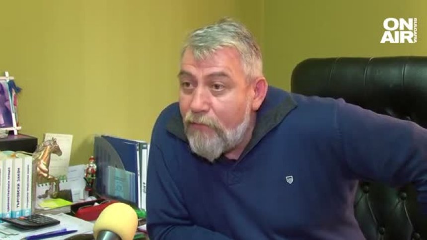 Художник съди училище в Русе заради премахнат стенопис