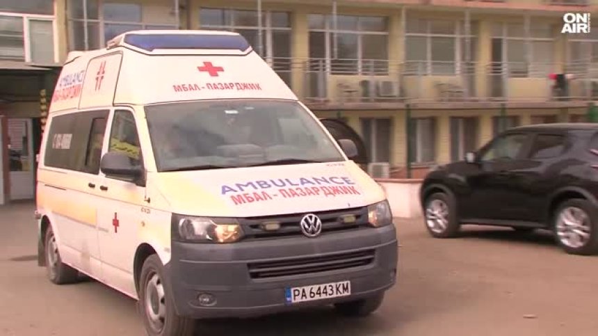 Енергийни напитки и вейпове: Комбинацията, вкарваща деца от учебни в лечебни заведения